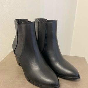 Lulus Teddy Black Ankle Booties